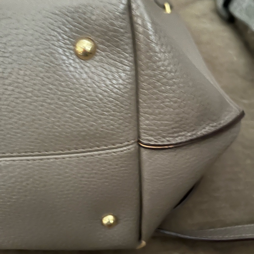 Lauren Ralph Lauren Gray Shoulder Bag Minimalist Design - Picture 5 of 5